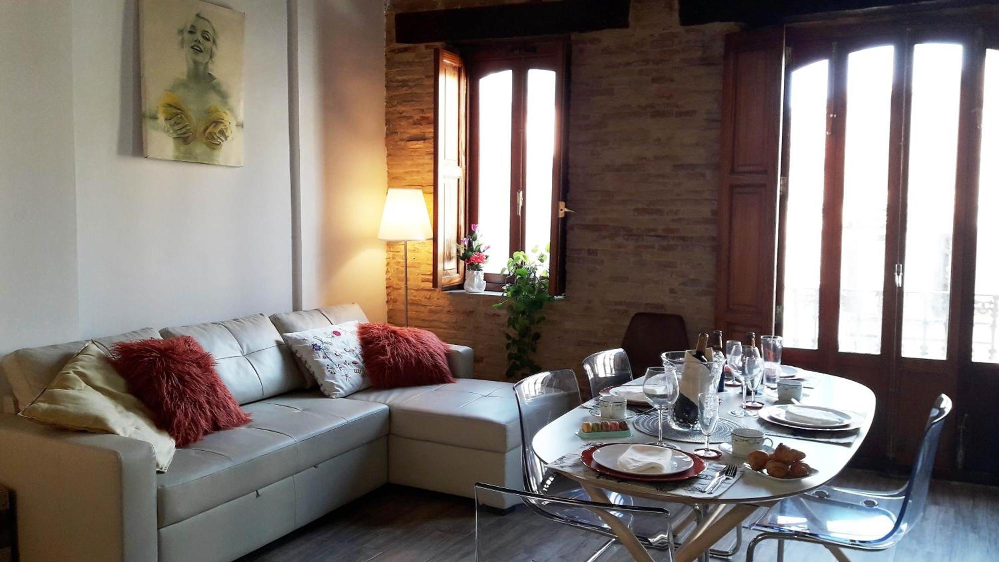 Apartamentos Centricos Barrio Del Carmen Valensiya Dış mekan fotoğraf