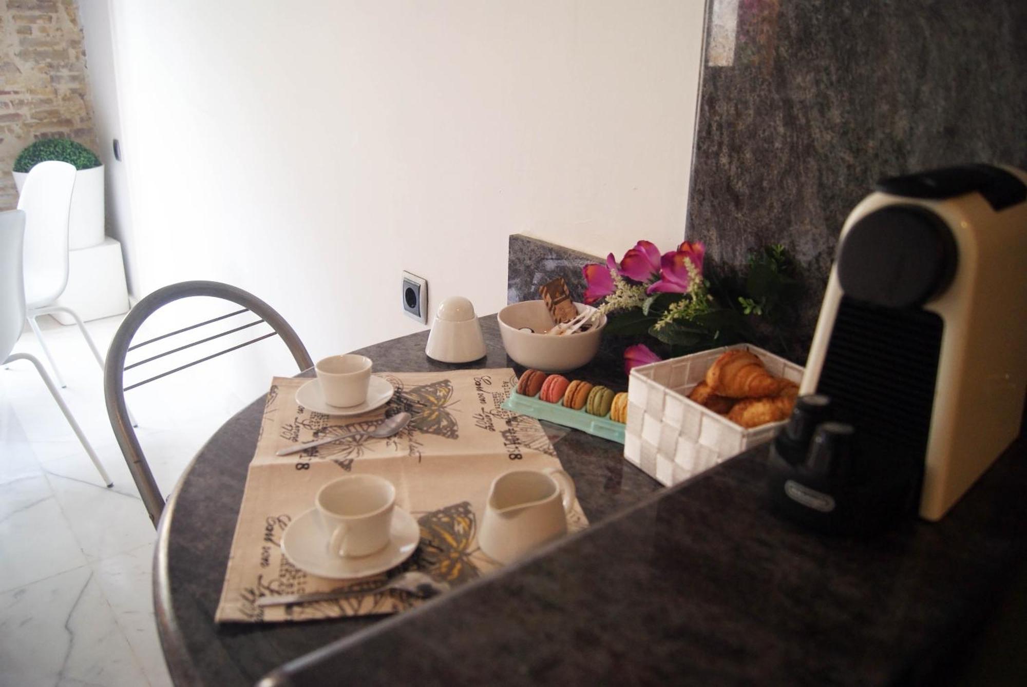 Apartamentos Centricos Barrio Del Carmen Valensiya Dış mekan fotoğraf