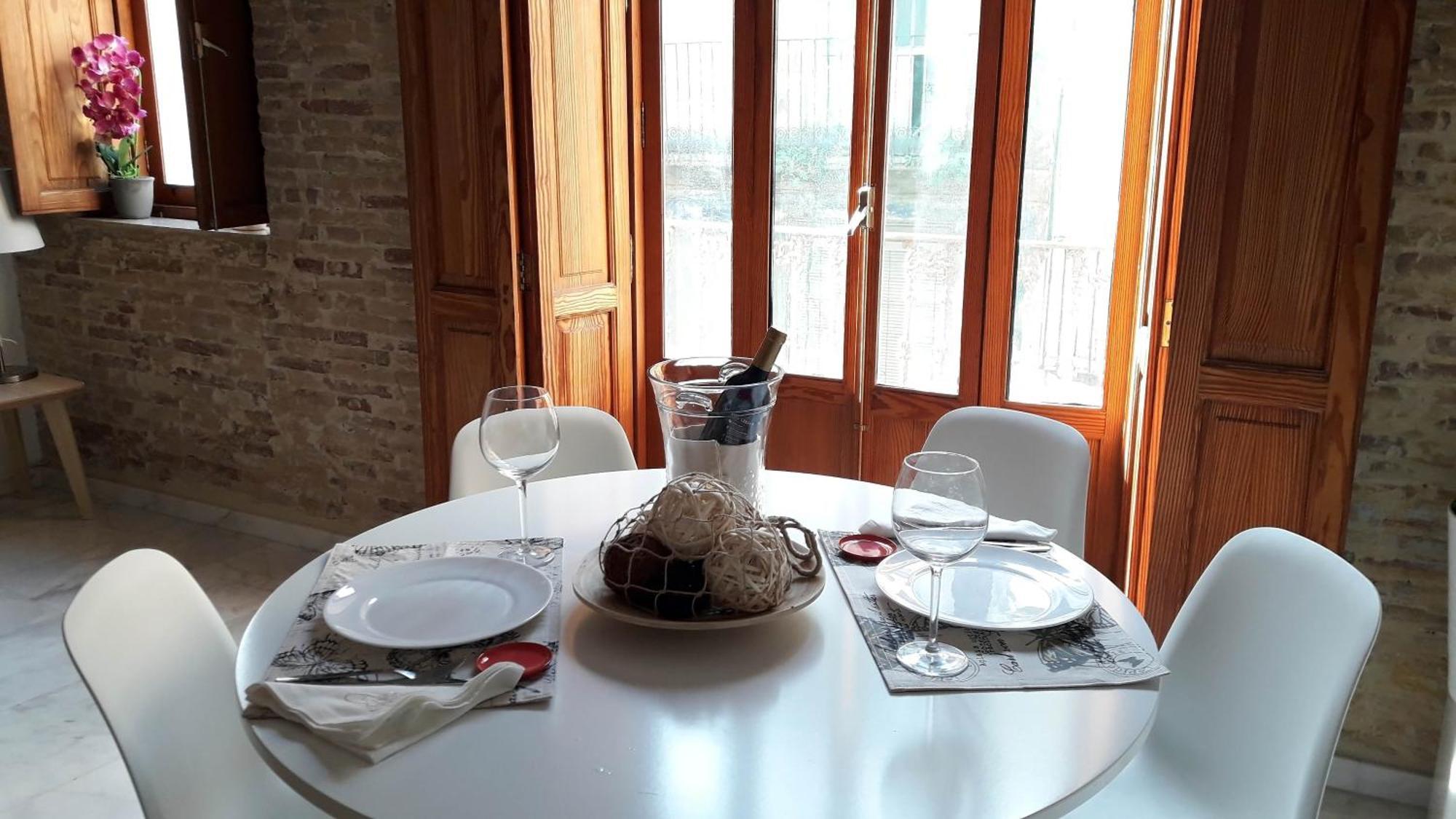 Apartamentos Centricos Barrio Del Carmen Valensiya Dış mekan fotoğraf