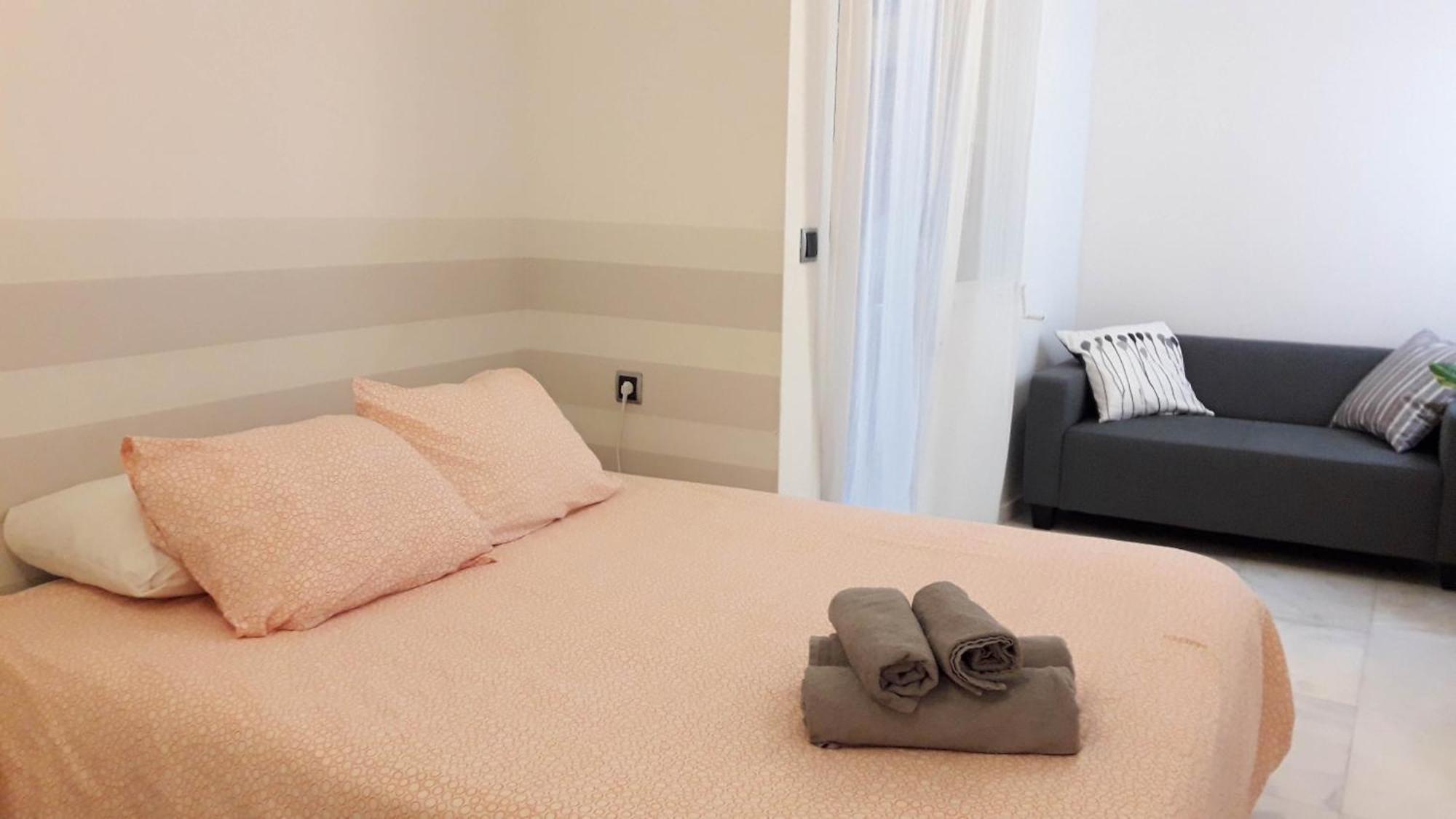 Apartamentos Centricos Barrio Del Carmen Valensiya Dış mekan fotoğraf