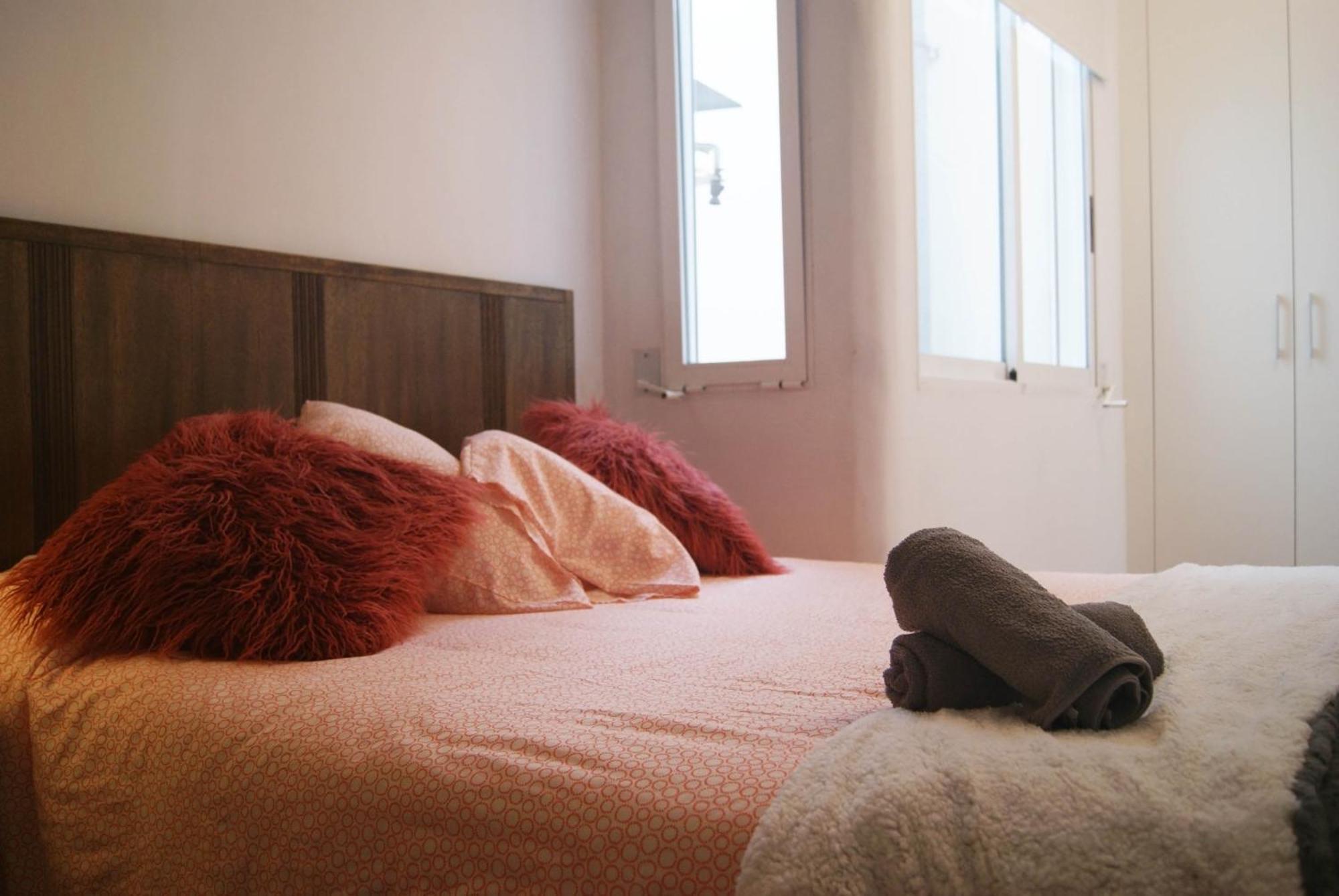 Apartamentos Centricos Barrio Del Carmen Valensiya Dış mekan fotoğraf